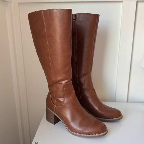Universal Thread Tatiana Heeled Riding Boots Size Women's 11 - Picture 3 of 11